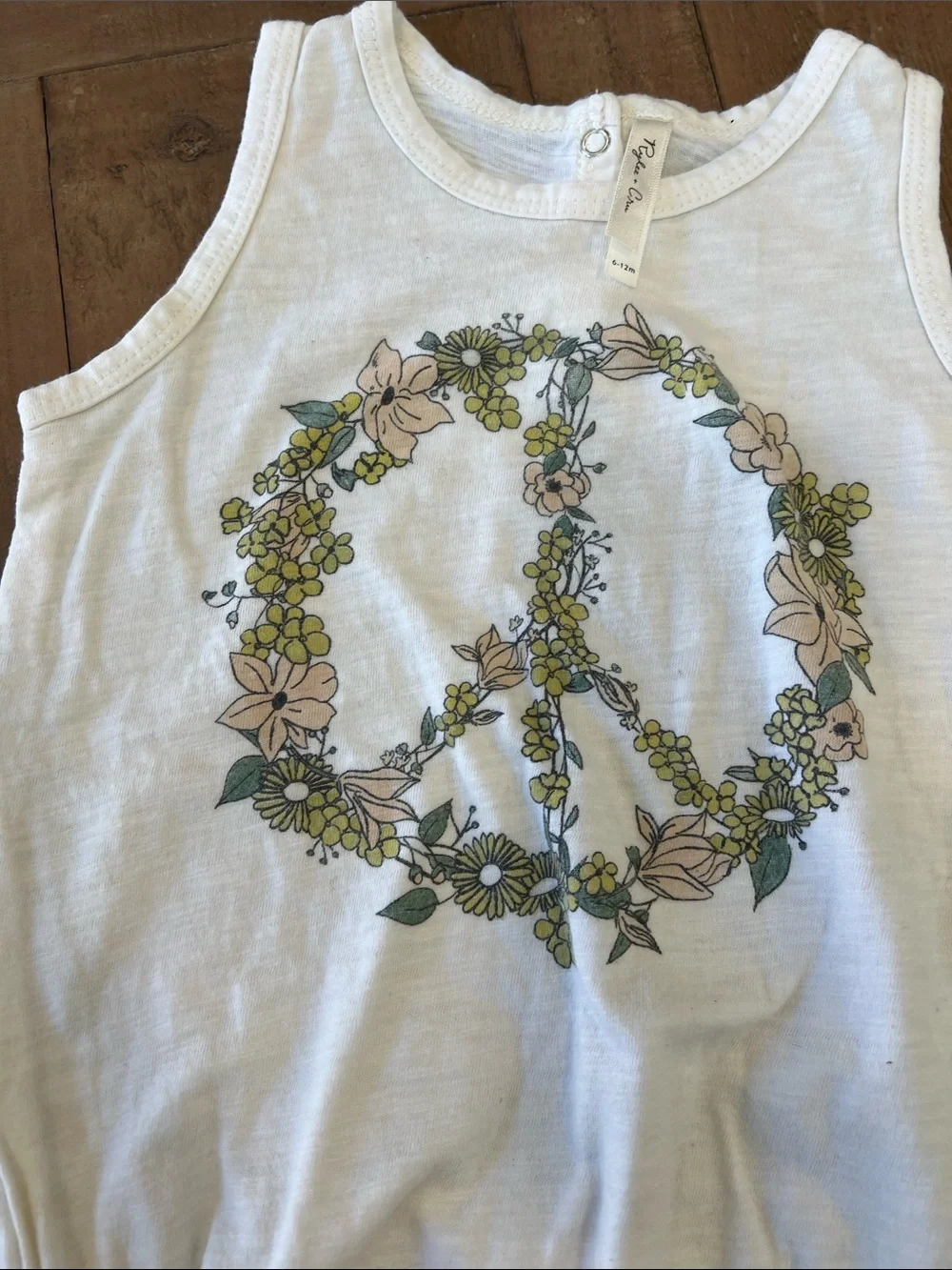 Rylee + cru cream floral peace sign print sleeveless romper 6-12 months